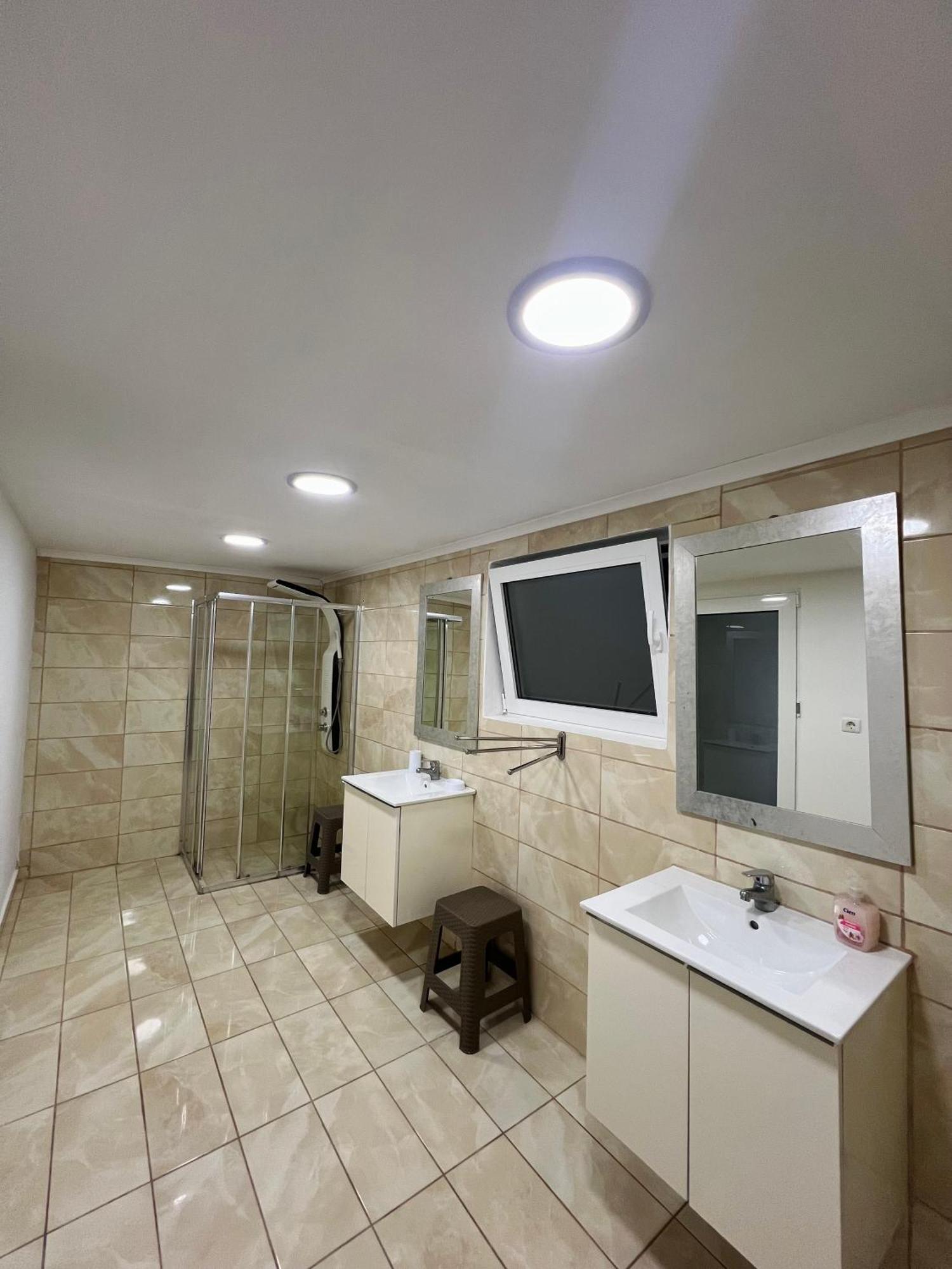 Aronis Spyros Panoramic Seaview Apartments Longós Habitación foto